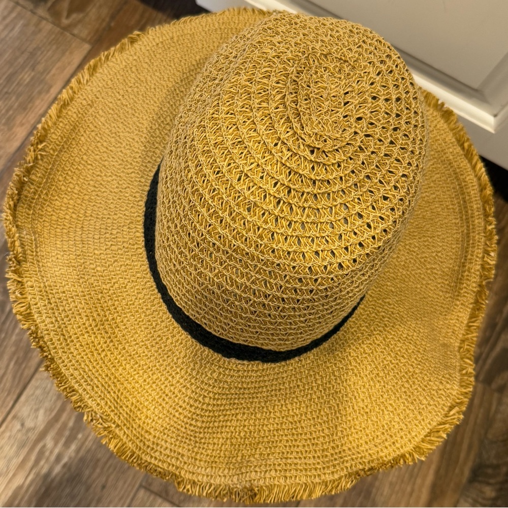 Target tan straw brimmed hat black trim - Picture 6 of 14